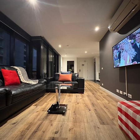 Aura On Flinders Serviced Apartments Melbourne Exterior photo