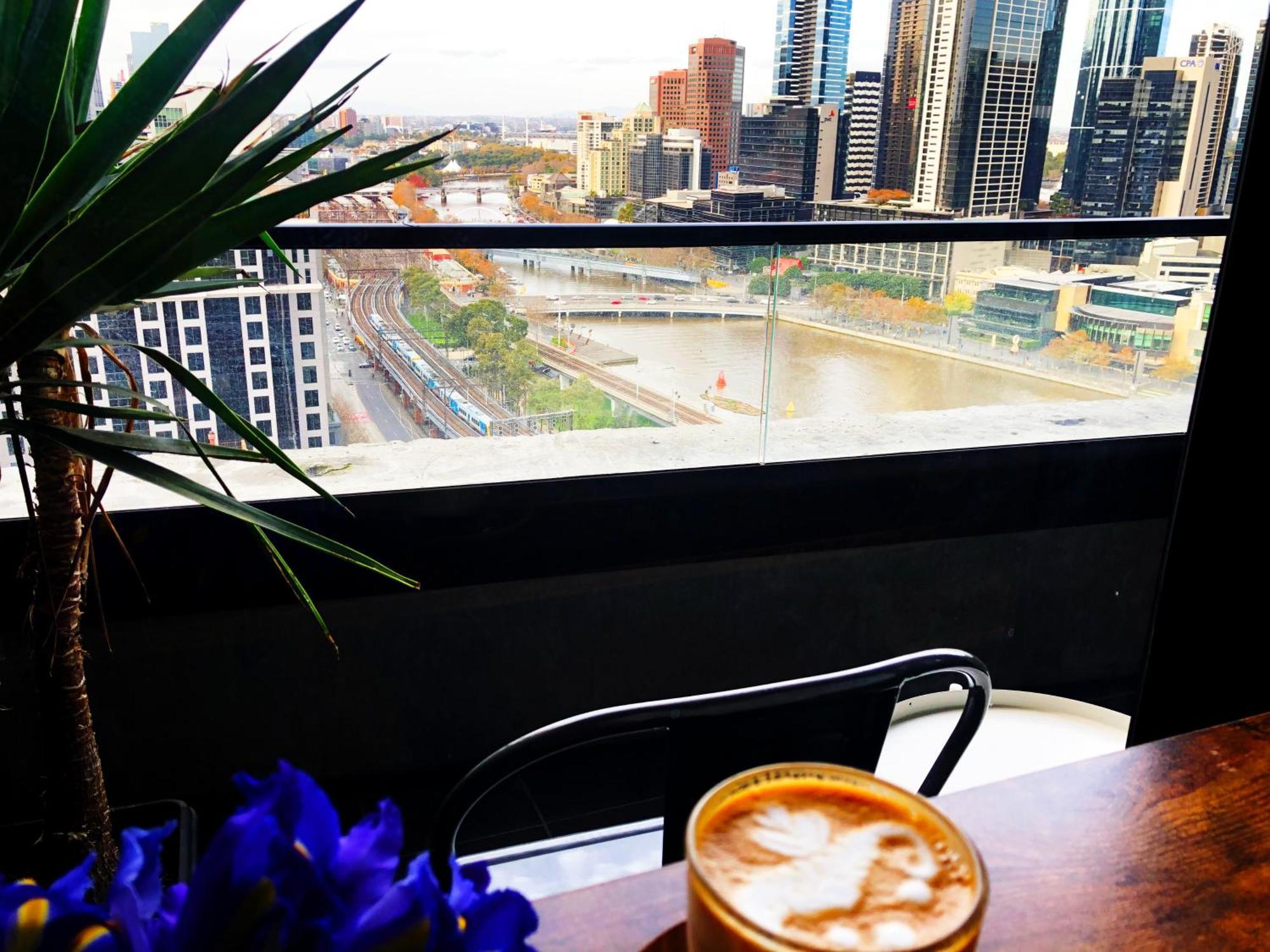 Aura On Flinders Serviced Apartments Melbourne Exterior photo