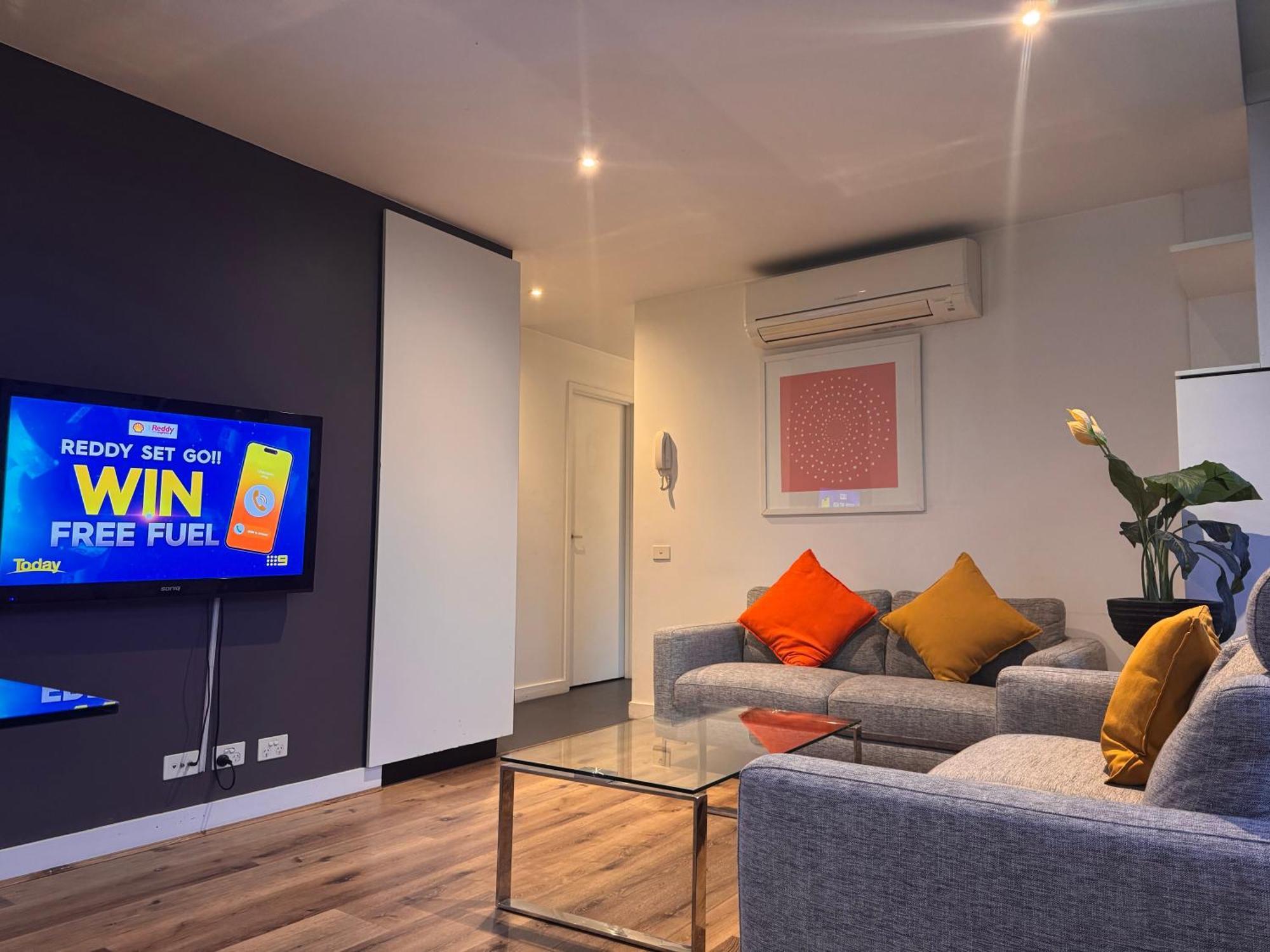Aura On Flinders Serviced Apartments Melbourne Exterior photo